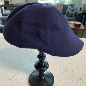 Mens Boston scaly cap with Fire Maltese